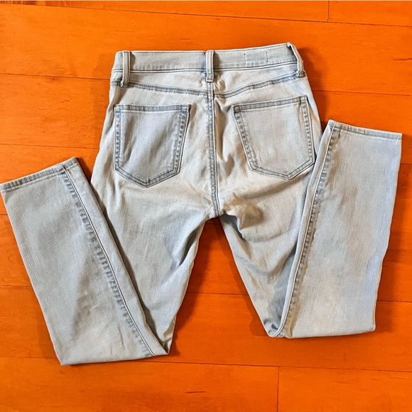 Gap Slim Straight Mid Rise Jeans - Picture 3 of 10